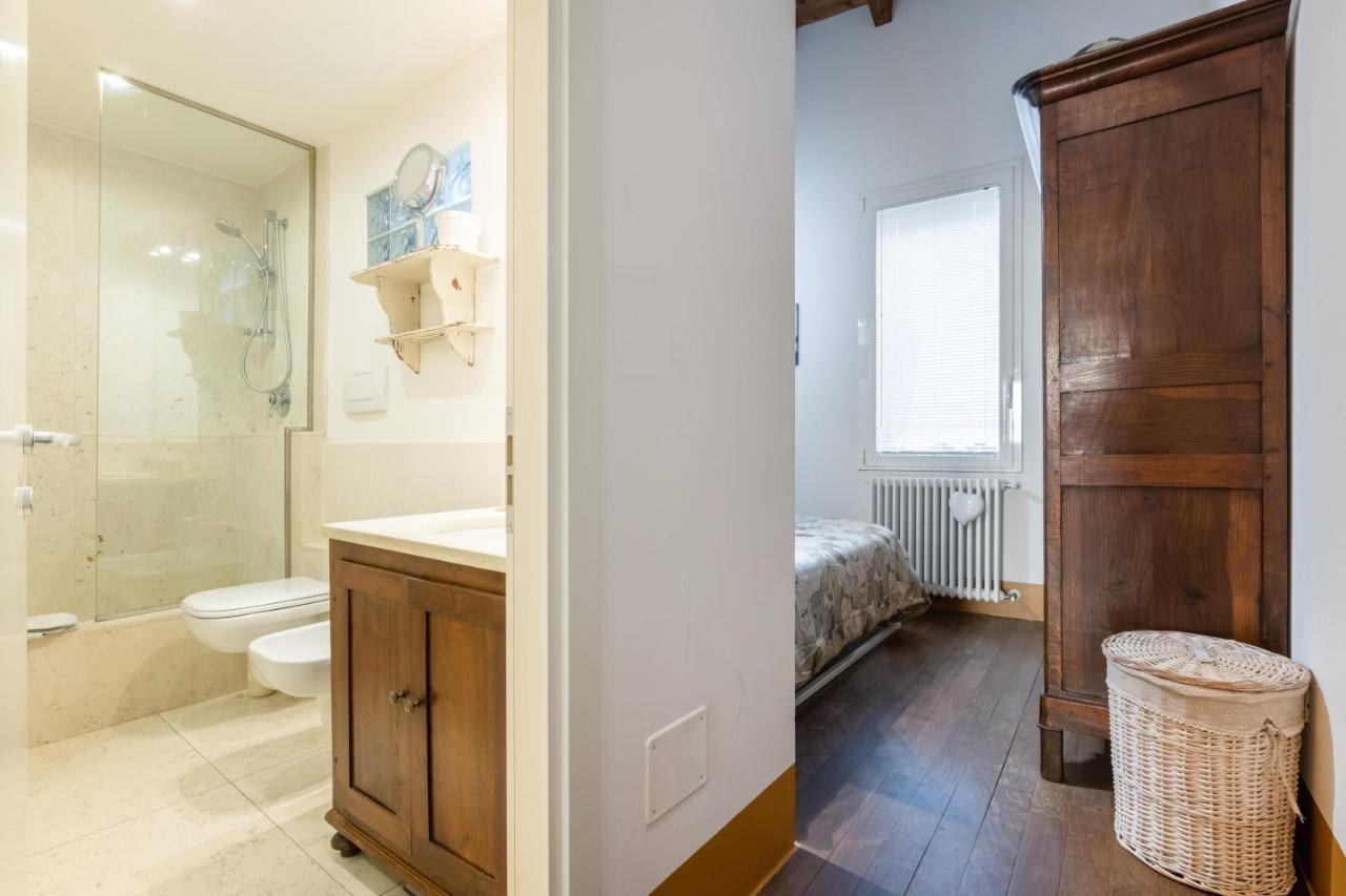 Exclusive Elegant Apartment In Pieno Centro! X4 리미니 외부 사진