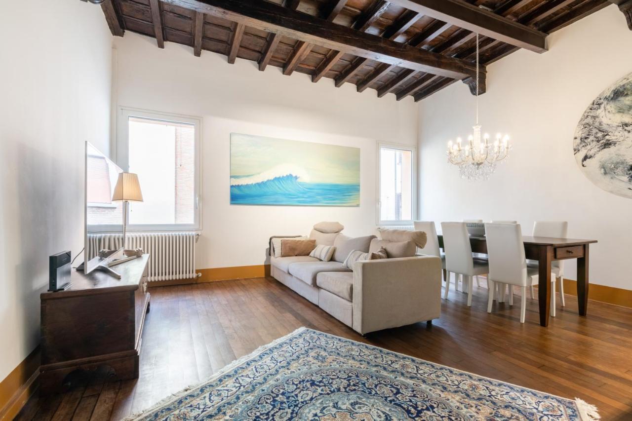 Exclusive Elegant Apartment In Pieno Centro! X4 리미니 외부 사진